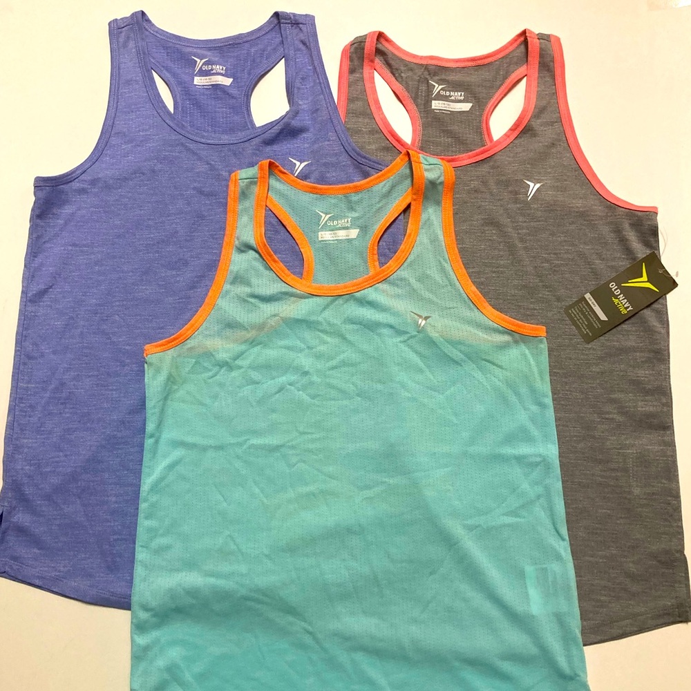 Girl’s Old Navy tank tops